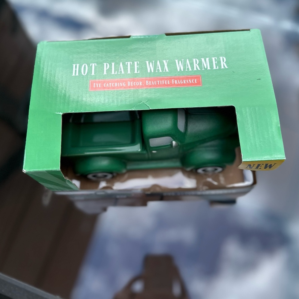 ScentSationals Green Ceramic Vintage Truck Wax Warmer NIB - Picture 5 of 9